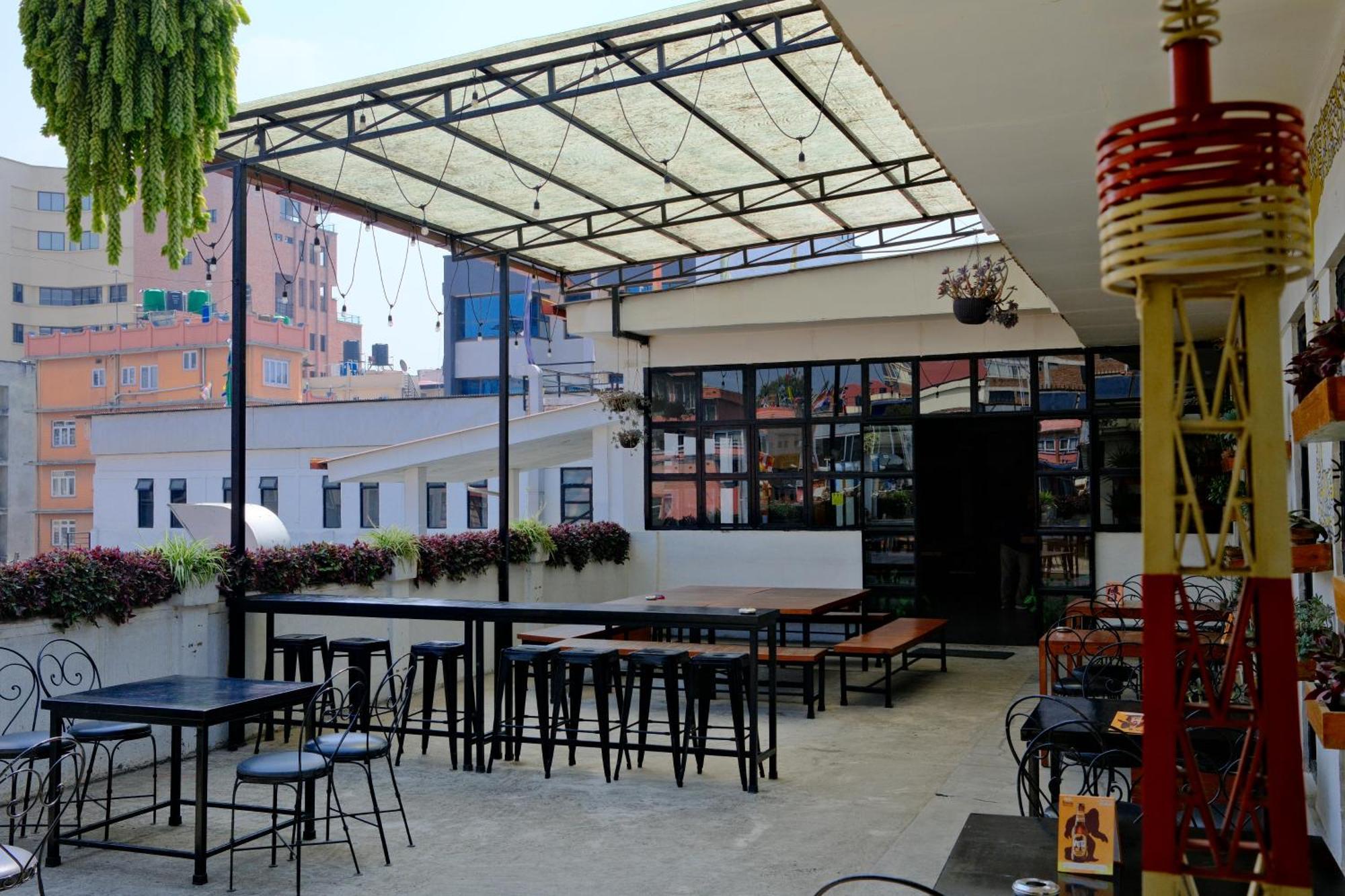 Yakety Yak Hostel Катманду Экстерьер фото