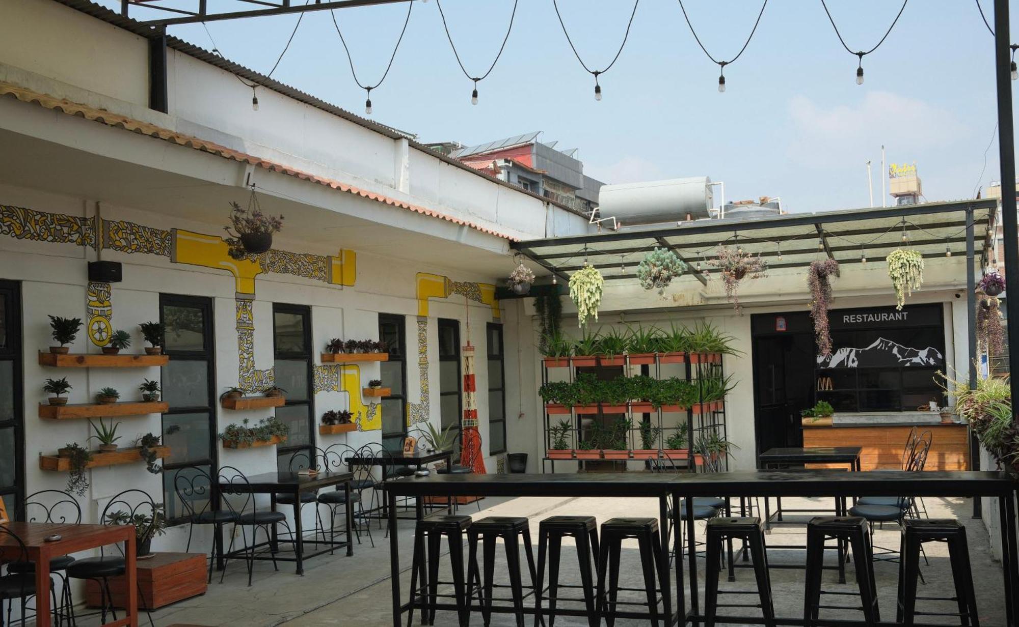 Yakety Yak Hostel Катманду Экстерьер фото