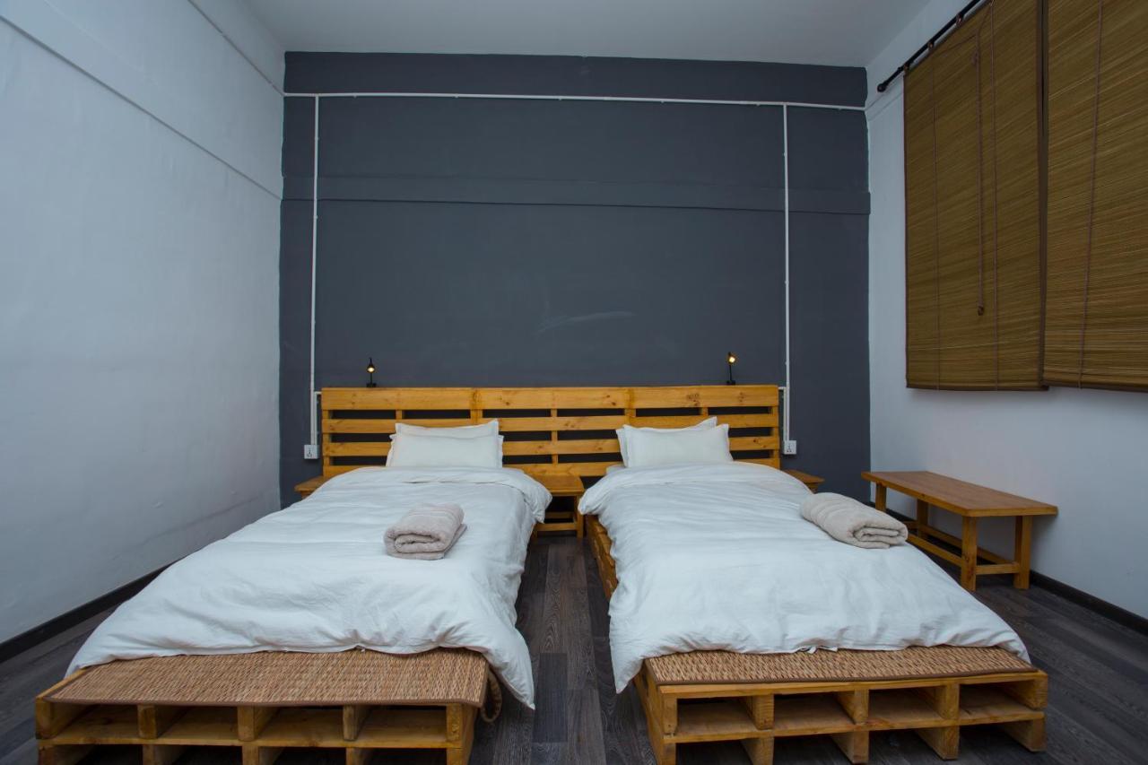 Yakety Yak Hostel Катманду Экстерьер фото