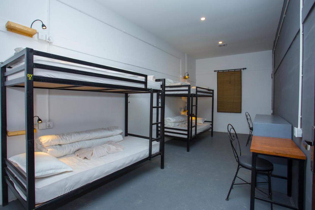 Yakety Yak Hostel Катманду Экстерьер фото