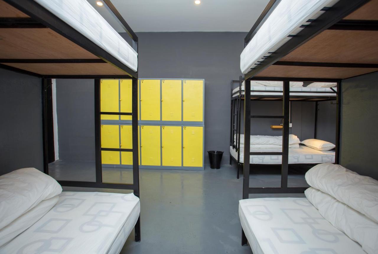 Yakety Yak Hostel Катманду Экстерьер фото