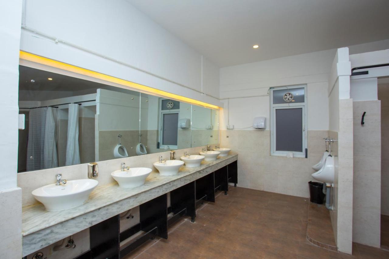 Yakety Yak Hostel Катманду Экстерьер фото