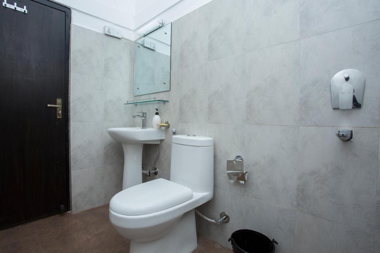 Yakety Yak Hostel Катманду Экстерьер фото