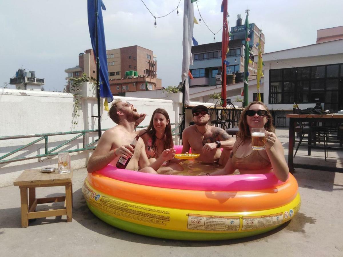 Yakety Yak Hostel Катманду Экстерьер фото