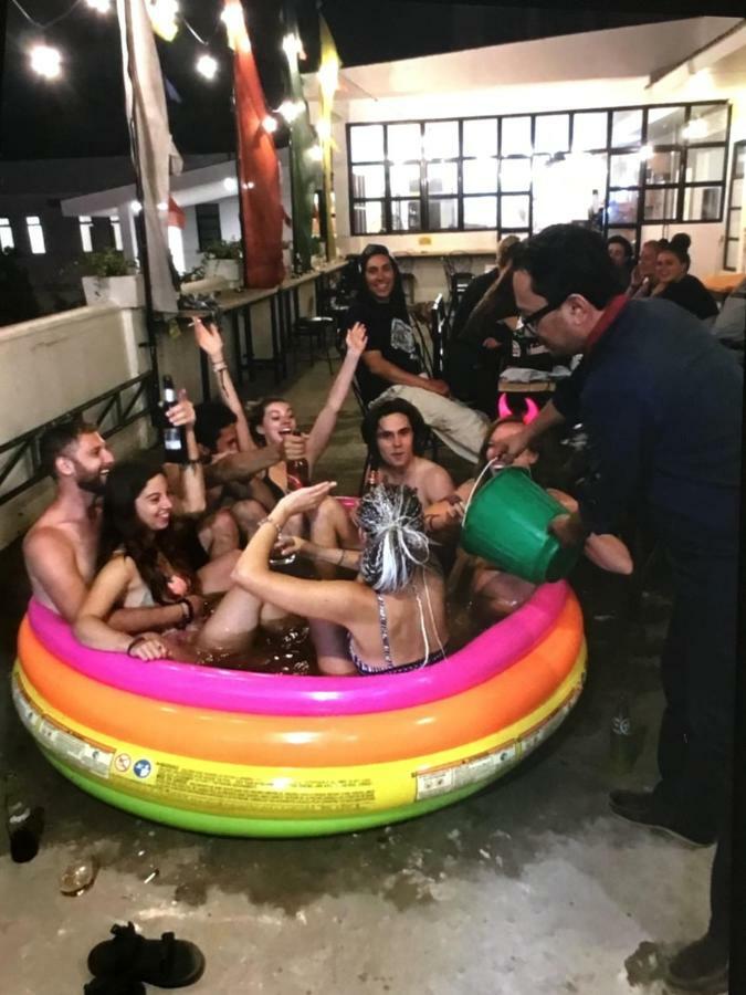 Yakety Yak Hostel Катманду Экстерьер фото