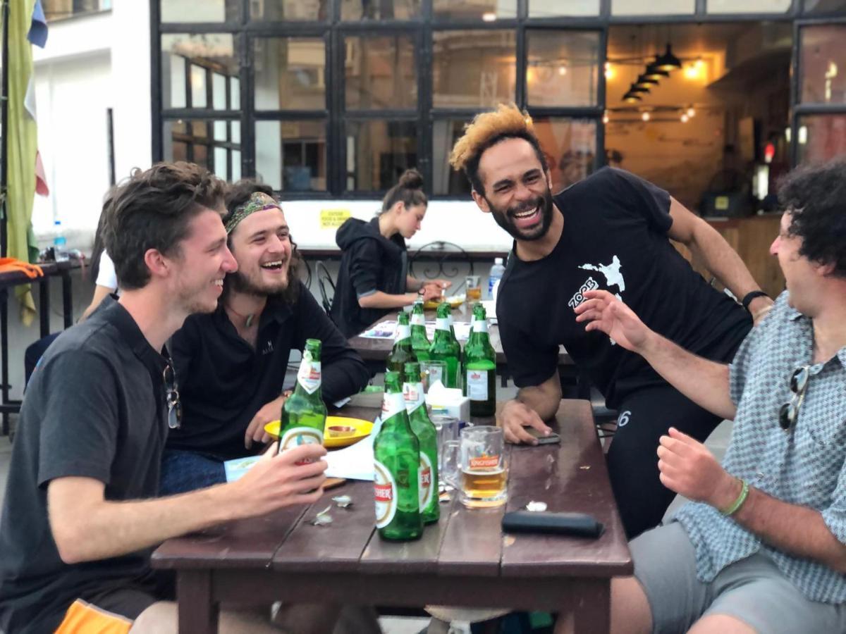 Yakety Yak Hostel Катманду Экстерьер фото